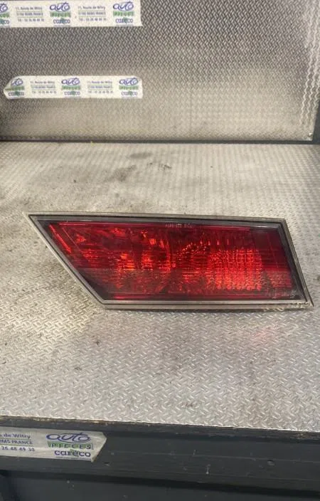 Feu arrière interieur gauche HONDA CIVIC 8  CIVIC 8 PHASE 2 occasion