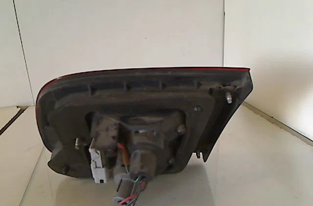 Feu arrière interieur gauche HONDA CIVIC III 1993 occasion