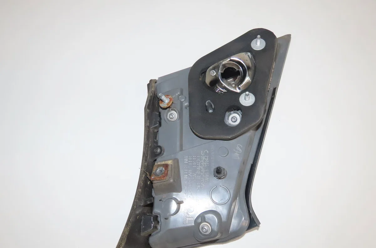 Feu arrière interieur gauche Honda CIVIC IX (FK) 1.6 i-dtec (fk3) (2013) occasion