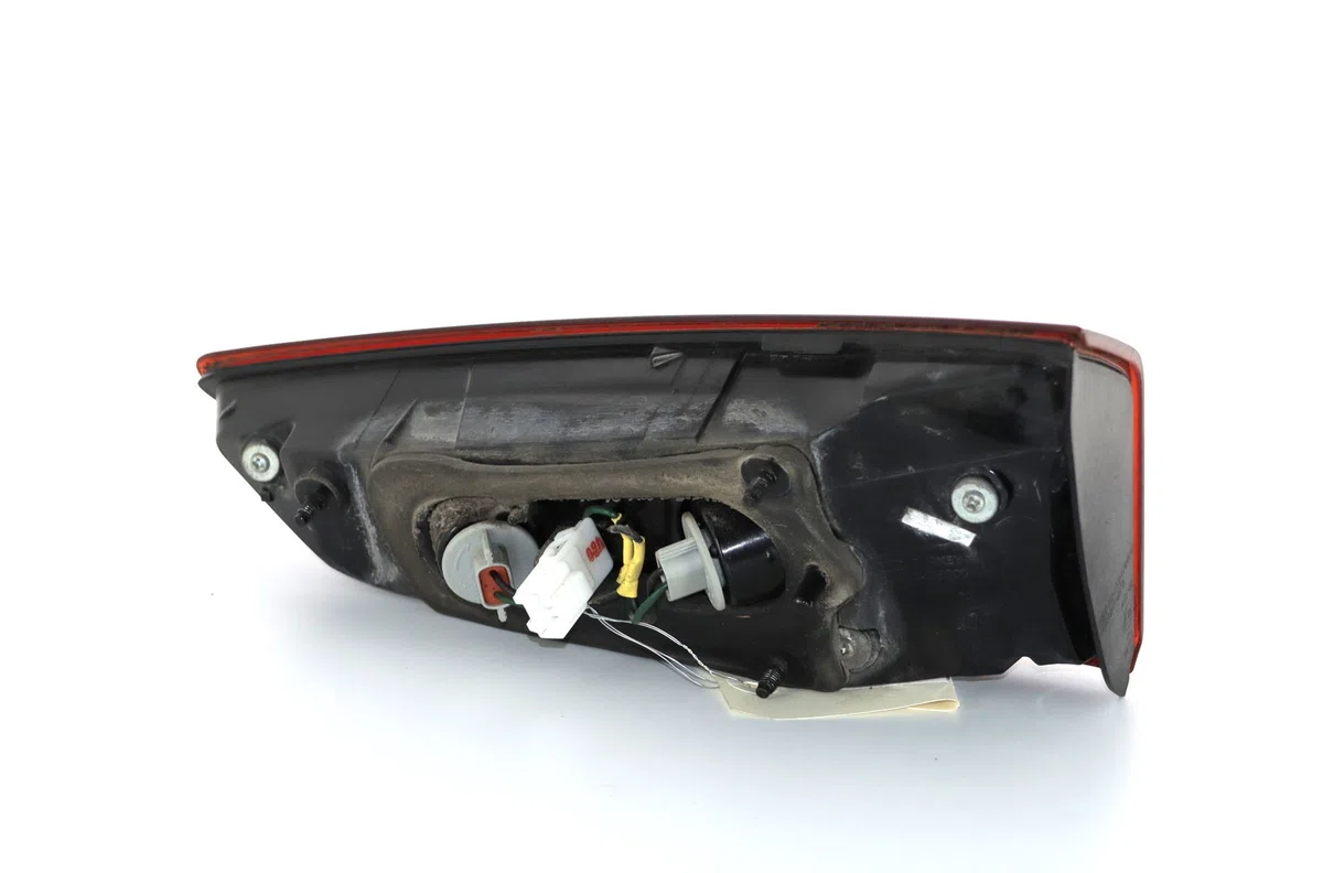 Feu arrière interieur gauche Hyundai I20 II (GB, IB) 1.2 (2014) occasion