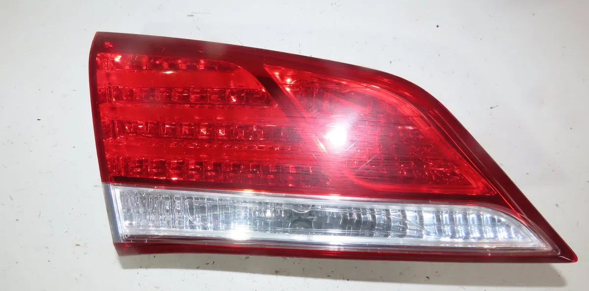 Feu arrière interieur gauche Hyundai I40 I (VF) 1.7 crdi (2012-2019) occasion