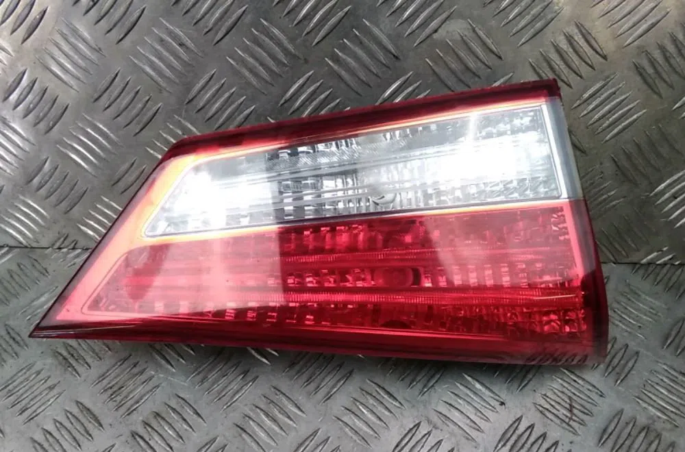 Feu arrière interieur gauche Hyundai Ix20 (JC) 1.6 crdi (2011-2019) occasion