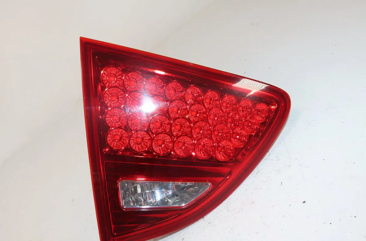 Feu arrière interieur gauche Hyundai Ix55 3.0 v6 crdi 4wd (2011-2012) occasion