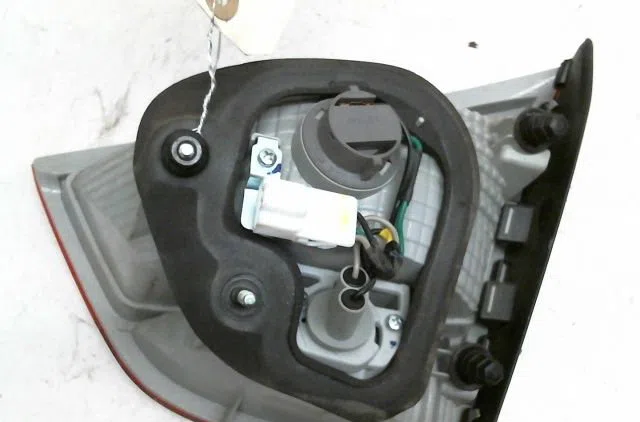 Feu arrière interieur gauche Hyundai SANTA FÉ II (CM) 2.2 crdi 4x4 (2006-2009) occasion