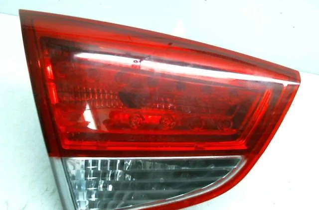 Feu arrière interieur gauche Hyundai SANTA FÉ II (CM) 2.2 crdi 4x4 (2006-2009) occasion
