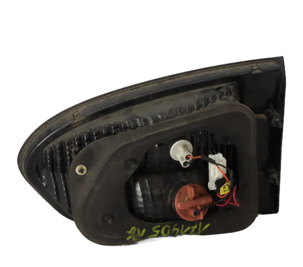 Feu arrière interieur gauche Hyundai SATELLITE Autobus-Autocar (A1) 2.5 tci (2004-2007) occasion