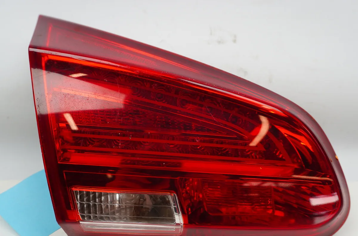 Feu arrière interieur gauche Kia CEE'D (JD) 1.6 crdi 128 (2012-2018) occasion