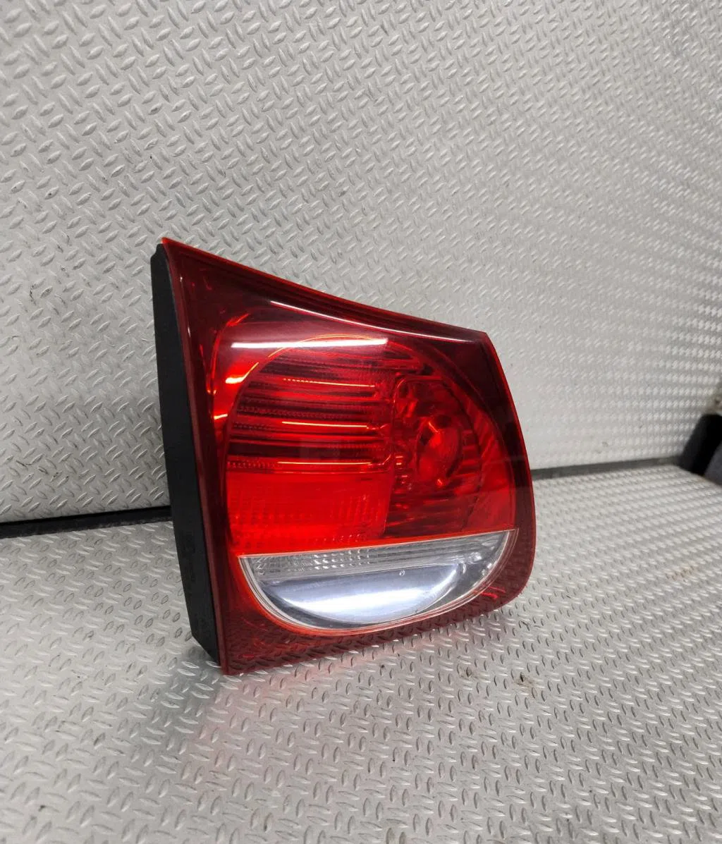 Feu arrière interieur gauche Lexus GS (_S19_) 450h (grs191_, gws191_) (2006-2011) occasion