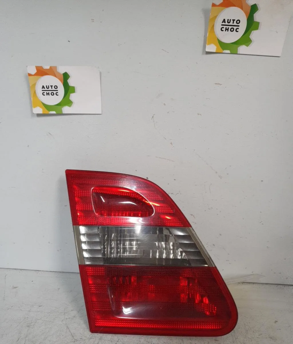 Feu arrière interieur gauche MERCEDES CLASSE B 245 PHASE 2 occasion