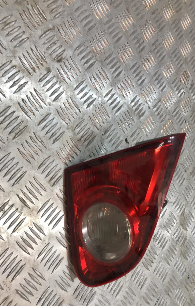 Feu arrière interieur gauche NISSAN QASHQAI 1 PHASE 1 occasion