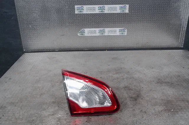 Feu arrière interieur gauche NISSAN QASHQAI 1  QASHQAI 1 PHASE 2 occasion