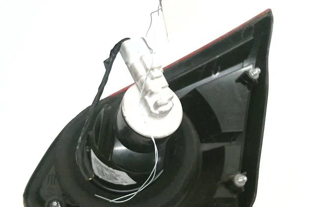 Feu arrière interieur gauche Nissan QASHQAI - QASHQAI 2 I (J10, NJ10, JJ10E) 1.5 dci (2010-2013) 5 portes occasion