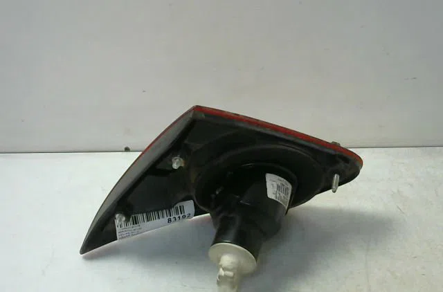 Feu arrière interieur gauche Nissan QASHQAI - QASHQAI 2 I (J10, NJ10, JJ10E) 1.5 dci (2010-2013) 5 portes occasion
