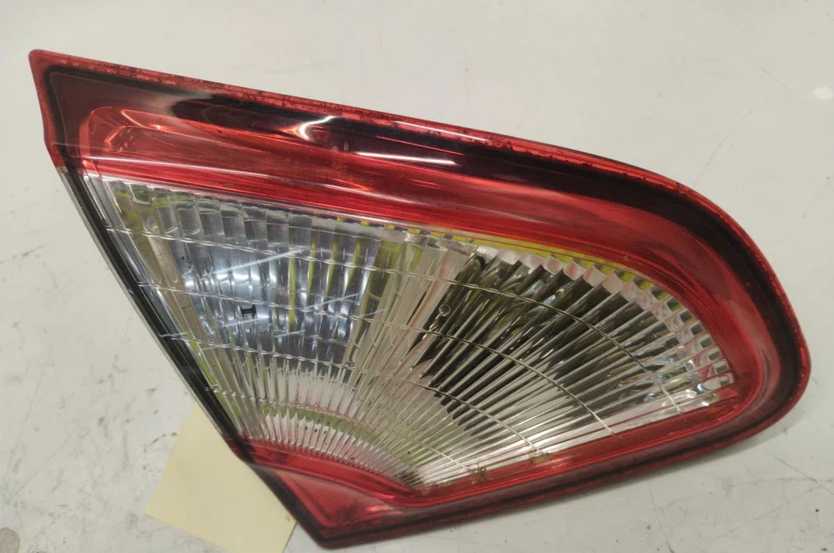 Feu arrière interieur gauche Nissan QASHQAI - QASHQAI 2 I (J10, NJ10, JJ10E) 1.5 dci (2010-2013) occasion