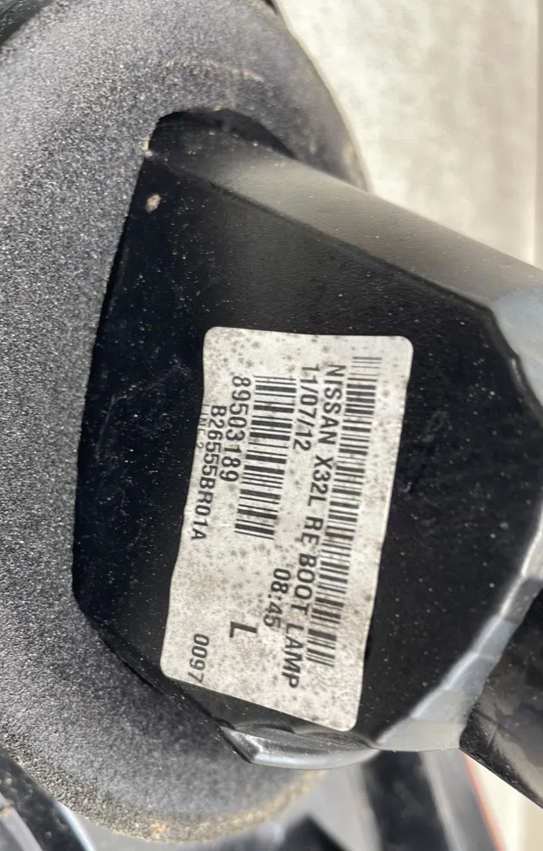 Feu arrière interieur gauche Nissan QASHQAI - QASHQAI 2 I (J10, NJ10, JJ10E) 1.6 dci (2011-2013) 5 portes occasion