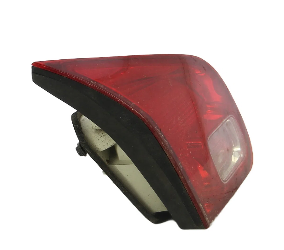 Feu arrière interieur gauche Opel ASTRA J (P10) 1.4 turbo (68) (2010-2015) occasion