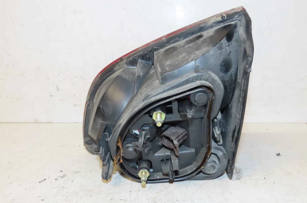 Feu arrière interieur gauche PEUGEOT 406 occasion
