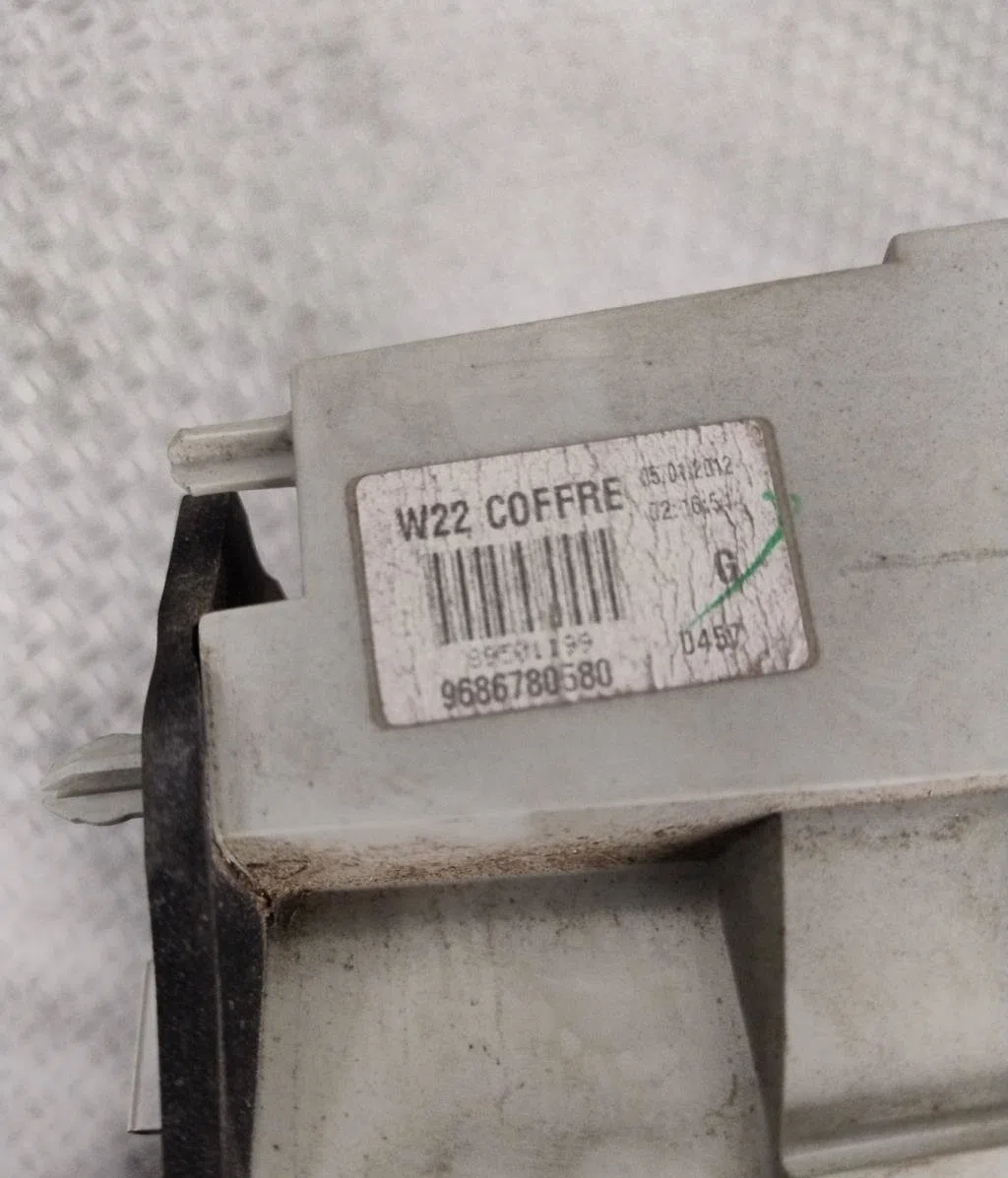 Feu arrière interieur gauche PEUGEOT 508 1 SW  508 1 SW PHASE 1 BREAK occasion