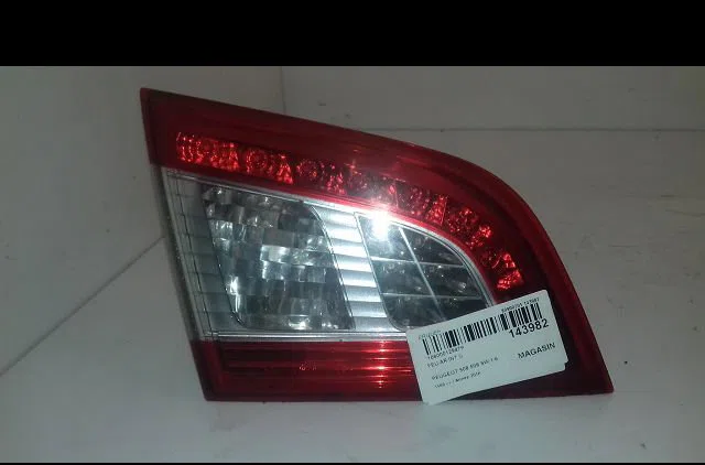 Feu arrière interieur gauche Peugeot 508 SW I (8E_) 1.6 bluehdi 120 (2014-2018) occasion