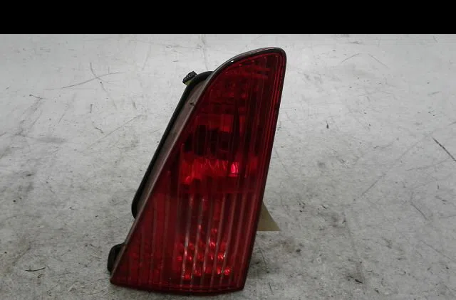 Feu arrière interieur gauche Peugeot 607 (9D, 9U) 2.0 hdi (2005-2011) occasion