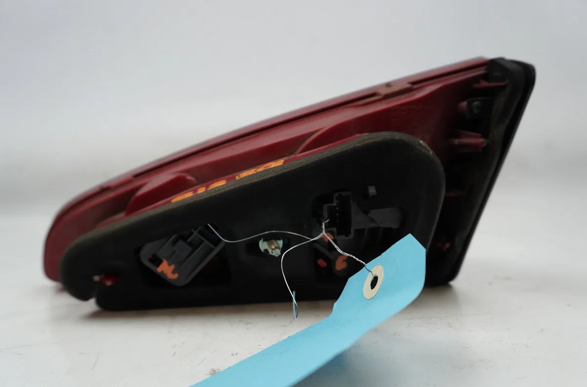 Feu arrière interieur gauche Peugeot 607 (9D, 9U) 2.0 hdi (2005-2011) occasion