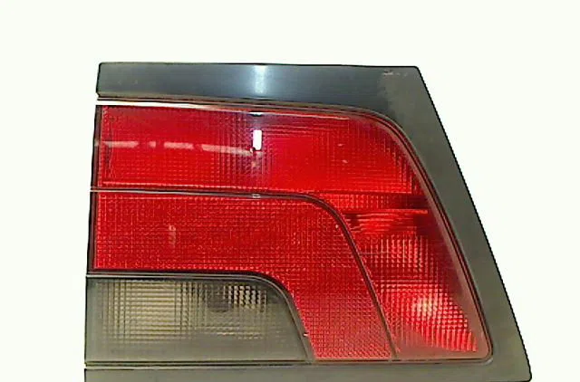 Feu arrière interieur gauche PEUGEOT 806 2002 occasion