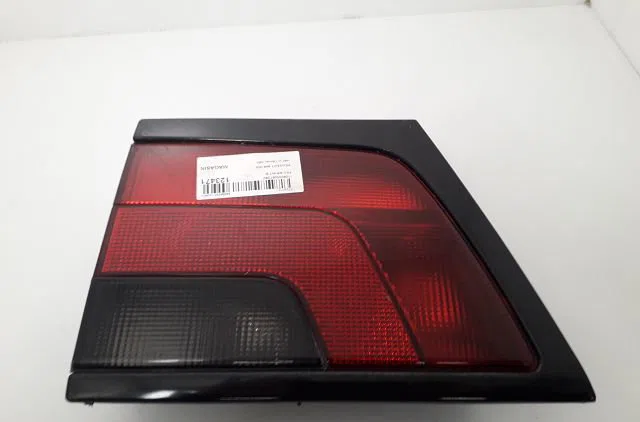 Feu arrière interieur gauche Peugeot 806 (221) 2.0 hdi (1999-2002) occasion