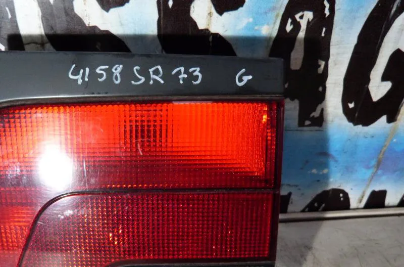 Feu arrière interieur gauche PEUGEOT 806 PHASE 1 occasion
