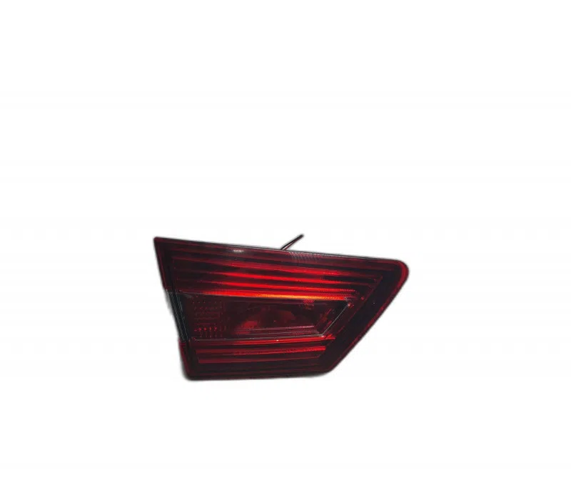 FEU ARRIERE INTERIEUR GAUCHE RENAULT CLIO IV 265552424R