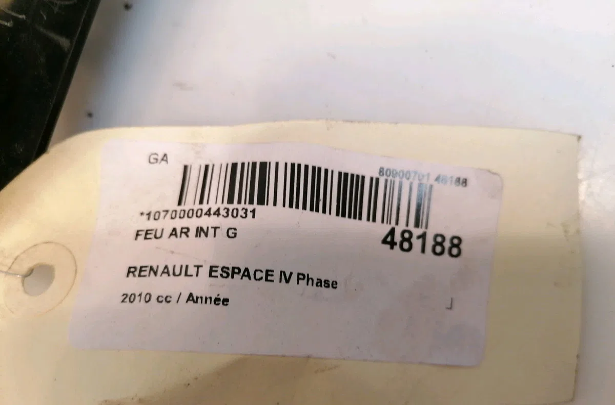 Feu arrière interieur gauche RENAULT ESPACE IV 2010 occasion