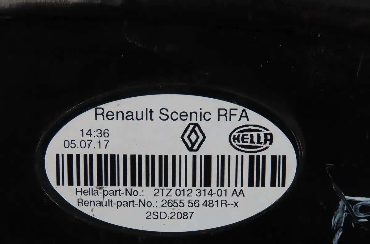 Feu arrière interieur gauche Renault GRAND SCÉNIC IV (R9_) 1.5 dci 110 (2016) occasion