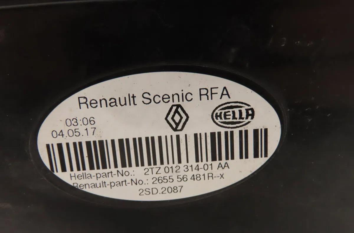 Feu arrière interieur gauche Renault GRAND SCÉNIC IV (R9_) 1.6 dci 130 (2016) occasion