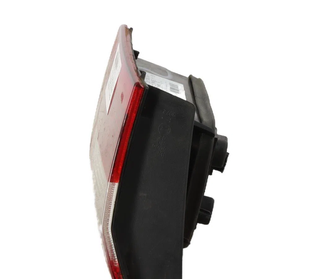 Feu arrière interieur gauche Renault LAGUNA II (BG0-1_) 1.8 16v (bg04, bg0b, bg0c, bg0v) (2001-2005) occasion