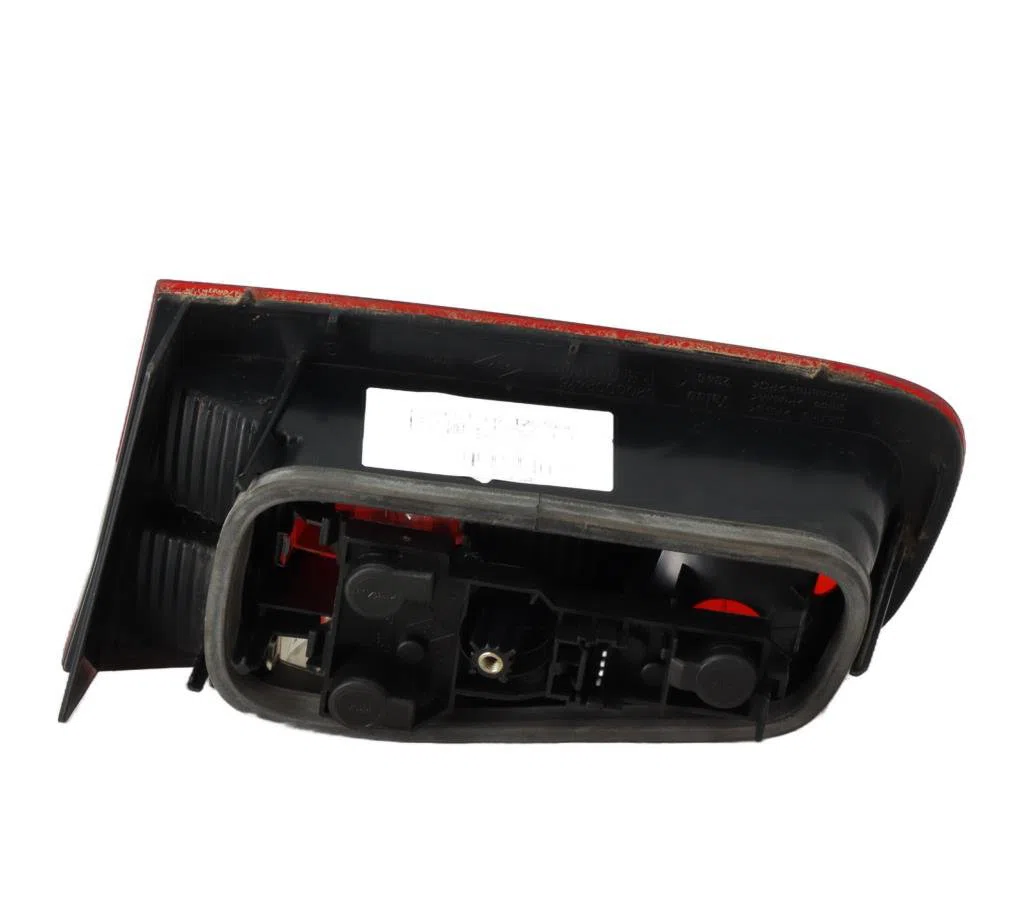 Feu arrière interieur gauche Renault LAGUNA II (BG0-1_) 1.9 dci (bg08, bg0g) (2001-2007) occasion
