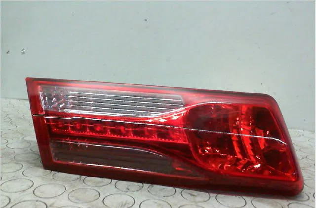 Feu arrière interieur gauche RENAULT LAGUNA III Phase 1 COUPE 08-2008--03-2013 2.0 DCI 150ch occasion