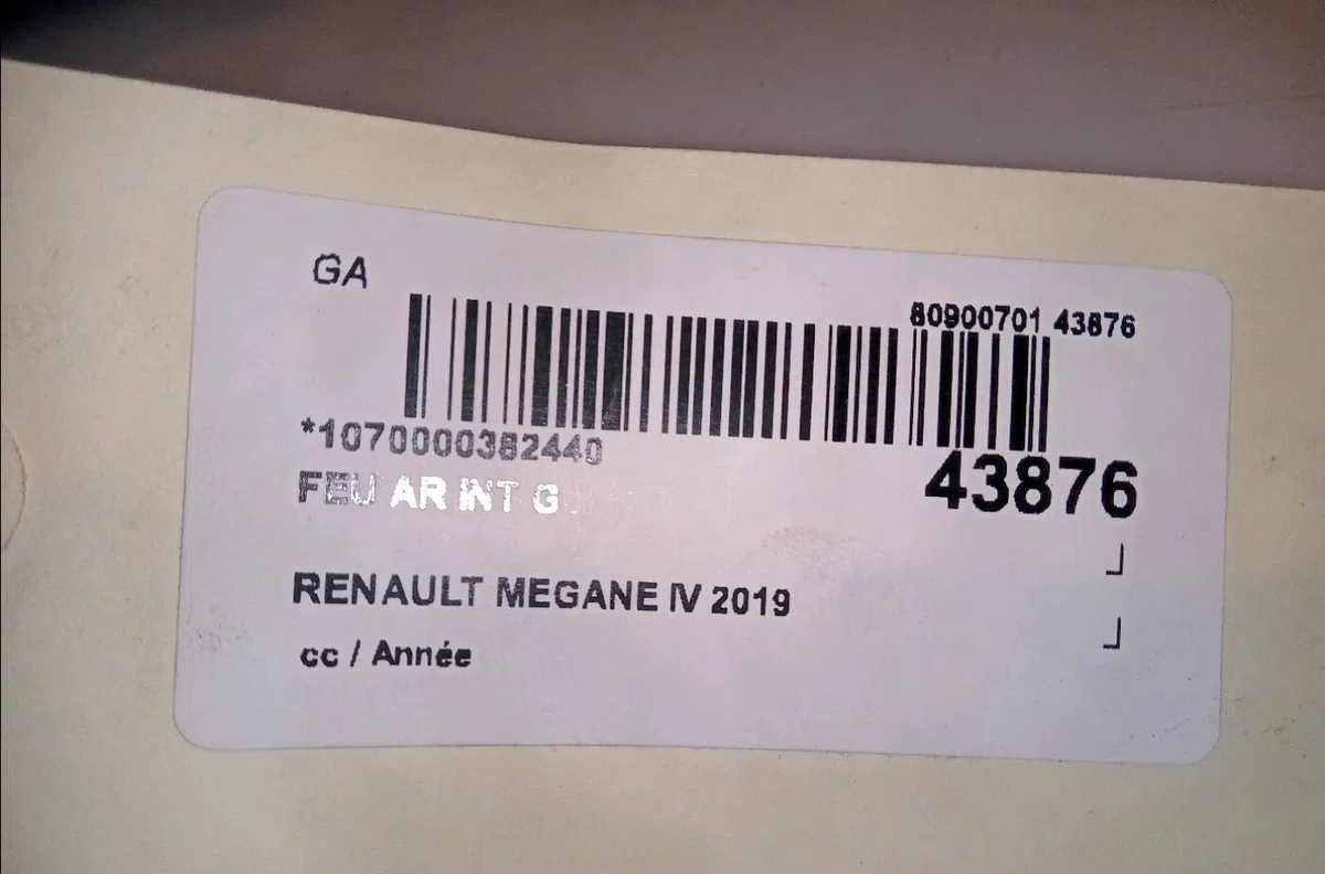 Feu arrière interieur gauche Renault MEGANE IV 3-5 portes (B9A-M-N_) 1.5 blue dci 115 (b9a6) (2018) occasion