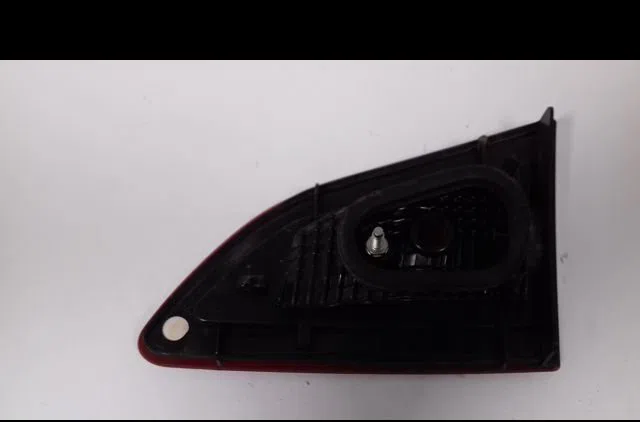 Feu arrière interieur gauche Renault SCÉNIC III (JZ0-1_) 1.4 16v (jz0f, jz1v) (2009) occasion