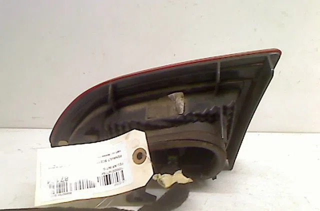 Feu arrière interieur gauche Renault SCÉNIC III (JZ0-1_) 1.5 dci (jz02, jz0r) (2010) occasion
