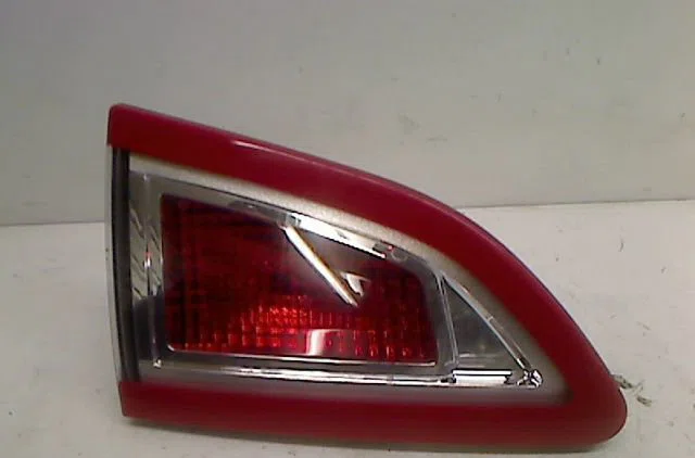 Feu arrière interieur gauche Renault SCÉNIC III (JZ0-1_) 1.5 dci (jz02, jz0r) (2010) occasion