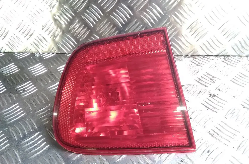 Feu arrière interieur gauche SEAT IBIZA II  1.9 TDI 110ch occasion