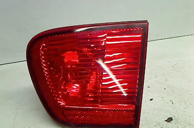 Feu arrière interieur gauche SEAT IBIZA occasion