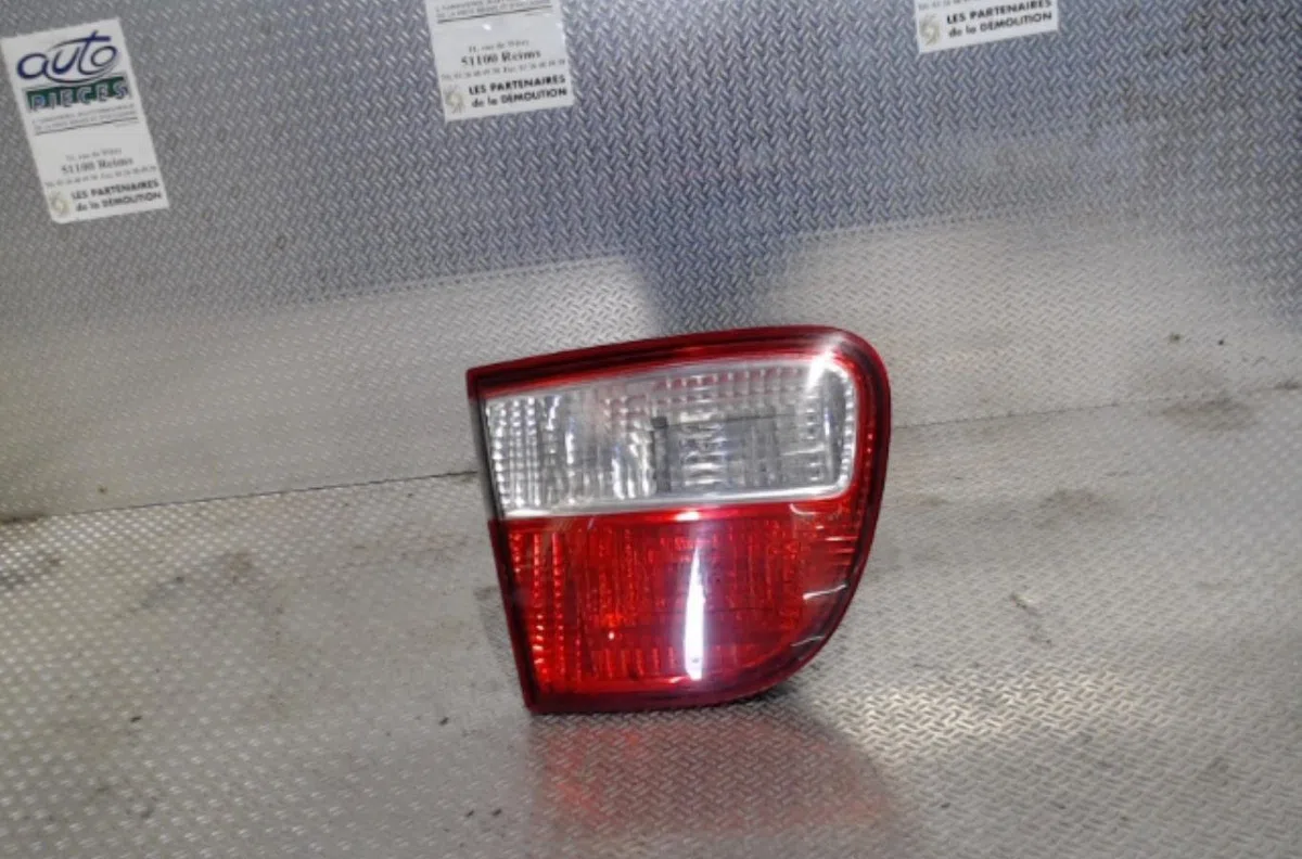 Feu arrière interieur gauche SEAT LEON 1  LEON 1 occasion