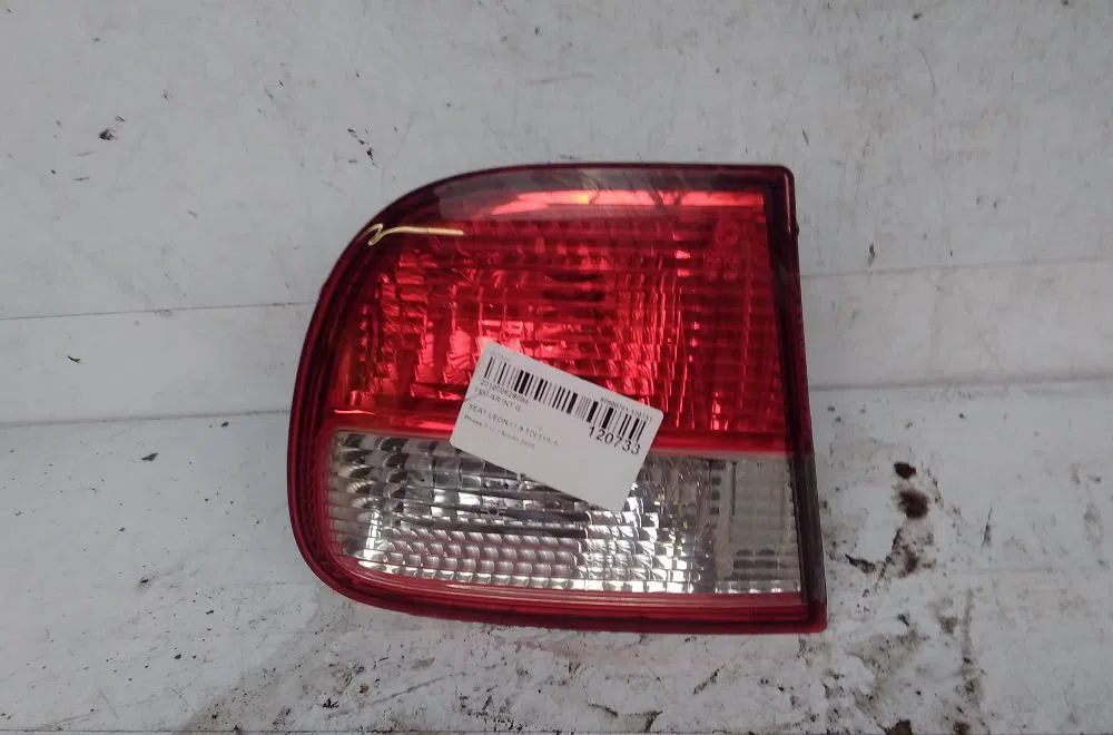 Feu arrière interieur gauche SEAT LEON I  1.9 TDI 110ch occasion