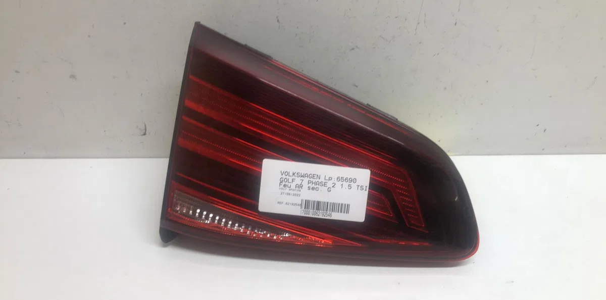 Feu arrière interieur gauche VOLKSWAGEN GOLF 7 PHASE 2 occasion