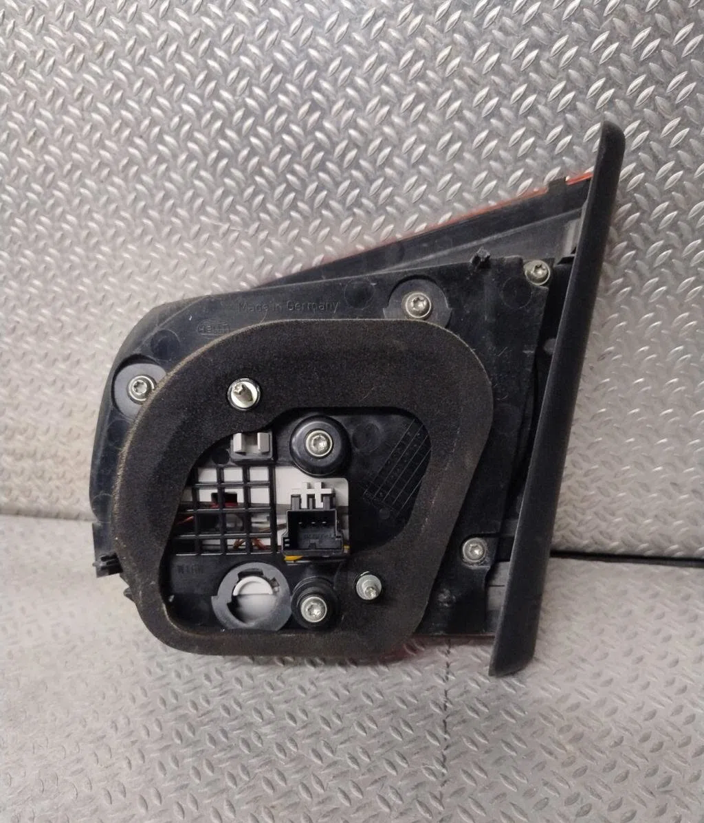 Feu arrière interieur gauche Volkswagen GOLF VI (5K1) 2.0 gti (2009-2012) occasion
