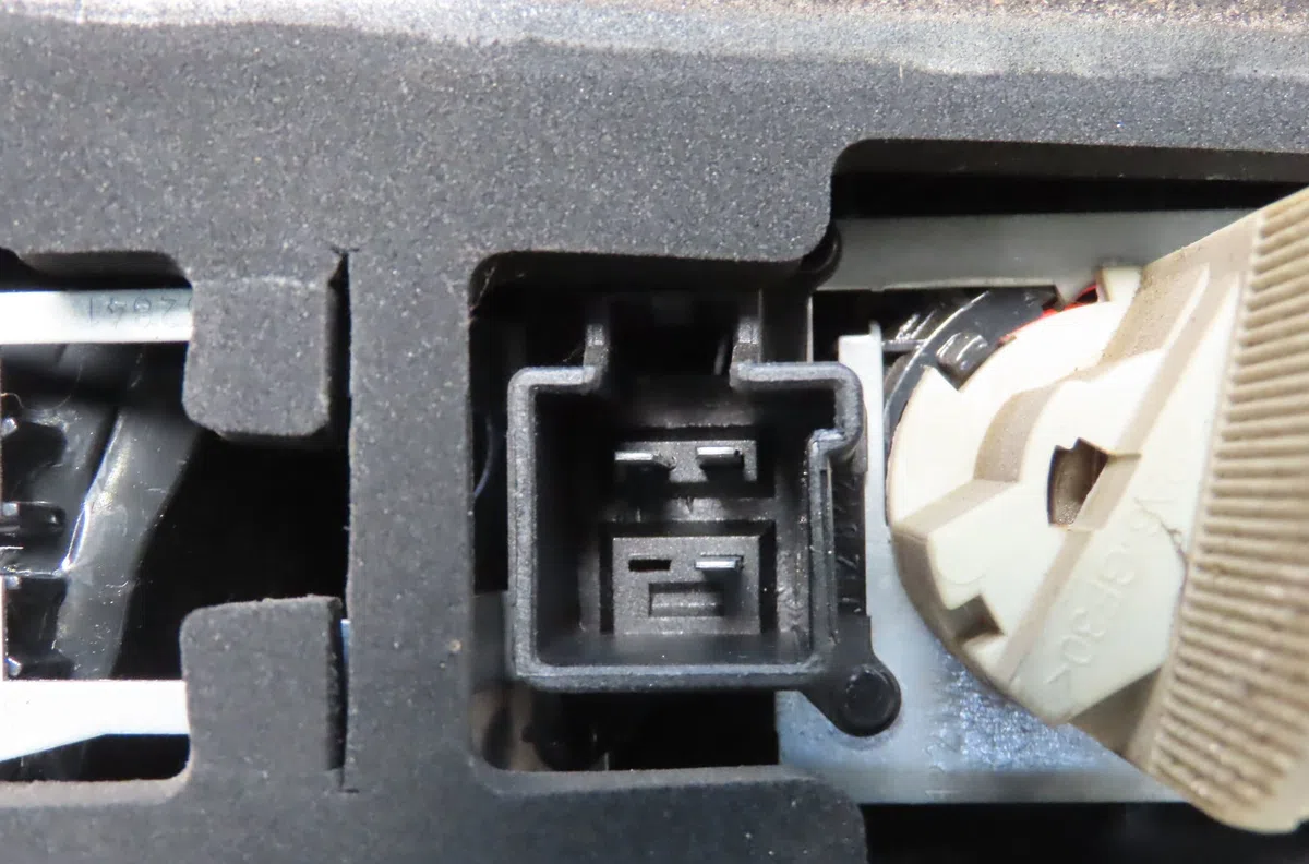 Feu arrière interieur gauche Volvo V70 II (285) 2.4 (2000-2007) occasion