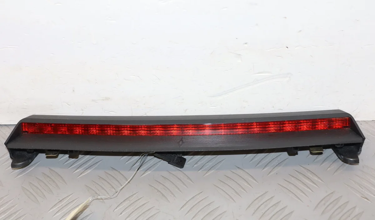Feux stop supplementaire Audi TT (8N3) 1.8 t quattro (1998-2006) occasion