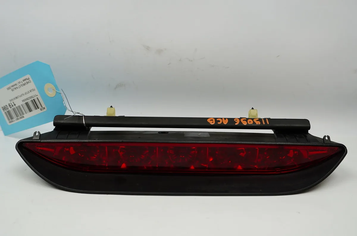 Feux stop supplementaire Chevrolet AVEO - KALOS 3-5 portes (T200) 1.2 lpg (2005-2008) occasion