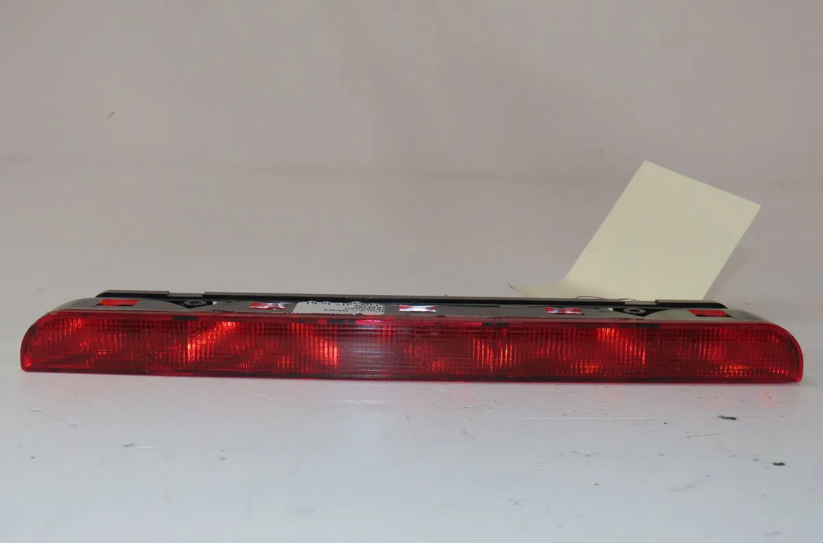 Feux stop supplementaire Citroen C-ELYSEE (DD_) 1.2 vti 82 (2014) occasion