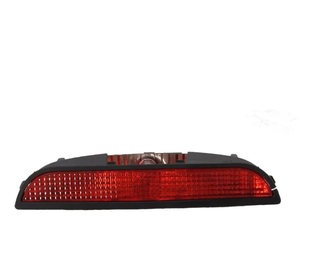 Feux stop supplementaire Dacia SANDERO II 1.5 dci 75 - blue dci 75 (b8jw, b8m4, b8ah, b8m7, b8m6) (2012) occasion